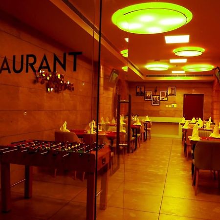 Hotel New York Square Kottayam Exterior photo