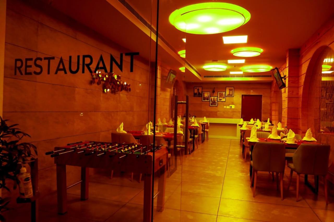 Hotel New York Square Kottayam Exterior photo